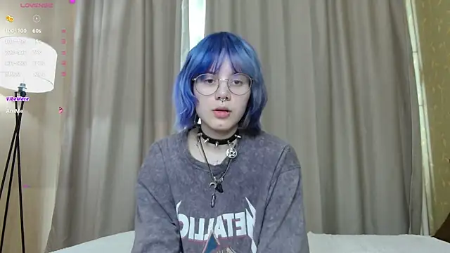 KellePourier online show from April 15, 2026, 6:19 am