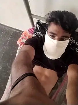 WettedGlimpse online show from November 29, 2025, 3:17 am