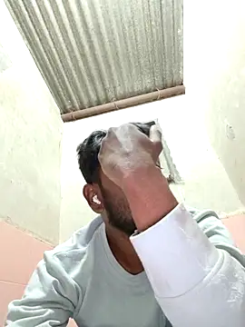 devil boy 0909 online show from December 19, 2025, 12:40 pm