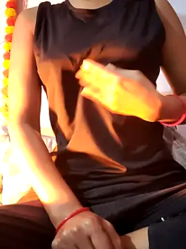 Hot-Rubyy online show from December 2, 2025, 2:56 am