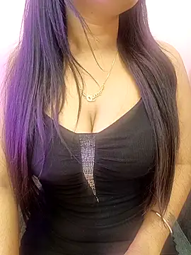 menaxi-baby7 online show from February 21, 2026, 9:39 pm