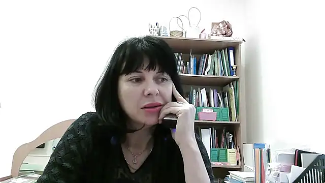 Viknika online show from November 25, 2025, 8:25 am