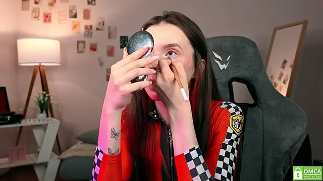 yourfrenchteacher online show from November 14, 2025, 4:27 am