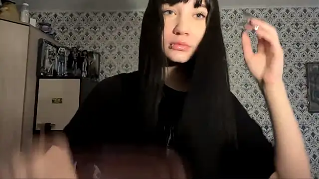 SofiaDreams09 online show from November 15, 2025, 6:06 am