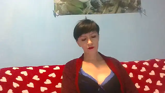 Snapshot of IffetLove42 chatting on November 12, 2025, 6:12 pm IffetLove42 online show from November 12, 2025, 6:12 pm