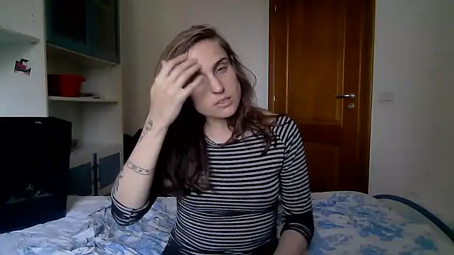 SinnEmily online show from March 8, 2026, 3:59 pm