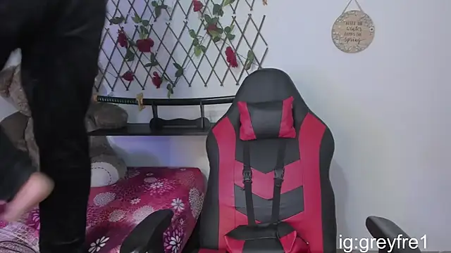 Fre Grey online show from October 27, 2025, 4:57 am