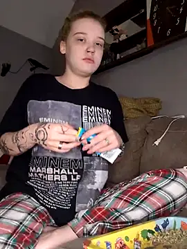 mattiethebaddieee online show from November 25, 2025, 7:25 pm