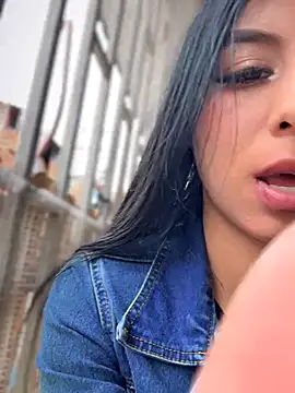 Snapshot of anny__18 chatting on November 1, 2025, 5:40 pm anny  18 online show from November 1, 2025, 5:40 pm