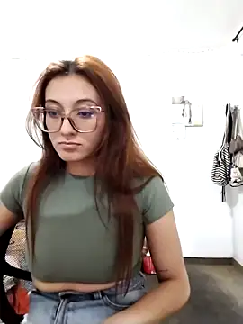 Snapshot of bellastorme04 chatting on March 14, 2026, 3:01 am bellastorme04 online show from March 14, 2026, 3:01 am