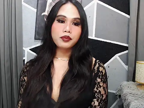 Snapshot of TsLatinaHugecock chatting on November 29, 2025, 6:24 am TsLatinaHugecock online show from November 29, 2025, 6:24 am