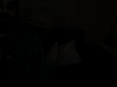 Snapshot of giovanift111 chatting on November 11, 2025, 12:44 pm giovanift111 online show from November 11, 2025, 12:44 pm