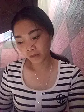 Lovebaby-love online show from December 3, 2025, 2:23 am