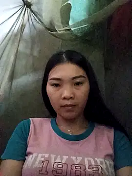 Lovebaby-love online show from November 1, 2025, 2:51 am