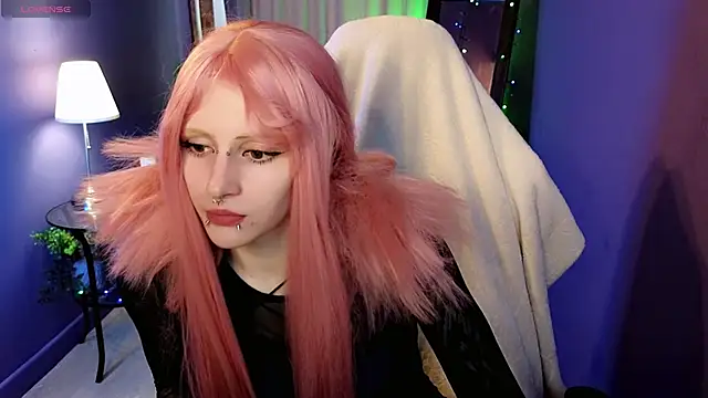 karkadeshk online show from April 14, 2026, 11:26 am