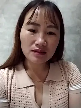 emini-xx online show from November 14, 2025, 2:26 am