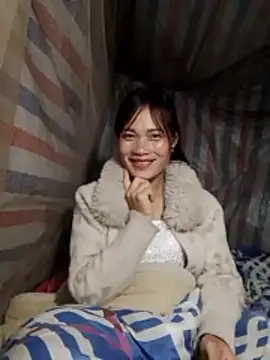 Snapshot of doggy-00 chatting on February 1, 2026, 9:24 pm doggy-00 online show from February 1, 2026, 9:24 pm