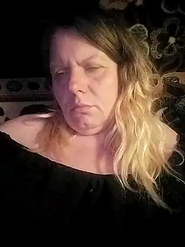 Lana-murr online show from March 27, 2026, 9:05 pm