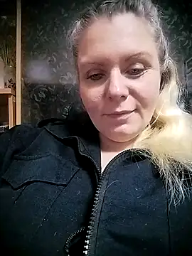 Lana-murr online show from November 13, 2025, 6:56 pm