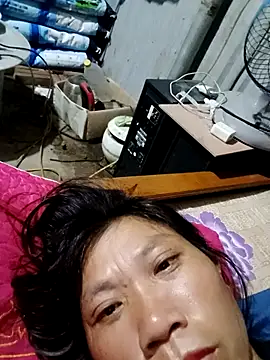 bella-la online show from November 9, 2025, 11:09 pm