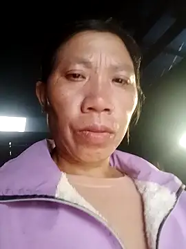 bella-la online show from November 4, 2025, 12:25 am