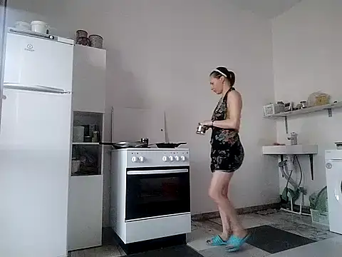 Anneta280671 online show from July 22, 2026, 4:36 am