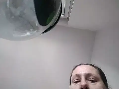Anneta280671 online show from May 5, 2026, 8:06 am