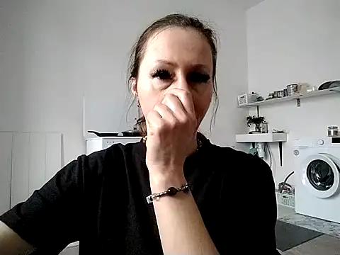 Anneta280671 online show from February 16, 2026, 11:09 am