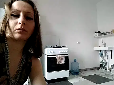 Anneta280671 online show from May 29, 2026, 7:36 am