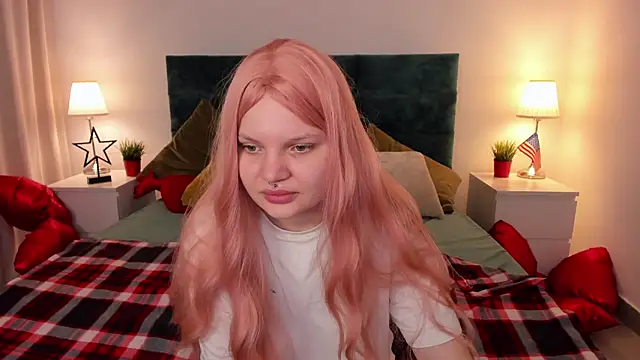 Snapshot of babyyullii chatting on February 24, 2026, 5:19 am babyyullii online show from February 24, 2026, 5:19 am