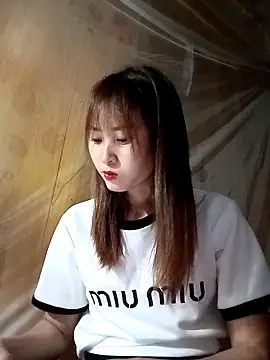 Em xinh01 online show from March 25, 2026, 1:10 pm