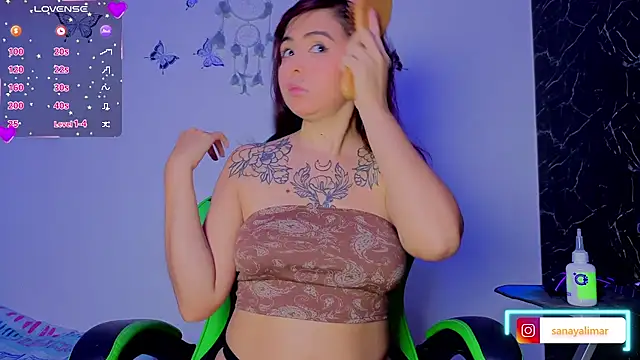 Hinatta-Tatto1 online show from November 26, 2025, 1:55 pm