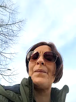 Piediniecollant online show from March 1, 2026, 7:19 am