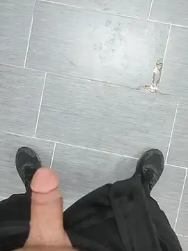 Snapshot of centro6891 chatting on March 2, 2026, 9:16 am centro6891 online show from March 2, 2026, 9:16 am