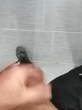 Snapshot of centro6891 chatting on February 24, 2026, 4:08 pm centro6891 online show from February 24, 2026, 4:08 pm