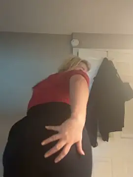 SilverSeductress online show from March 8, 2026, 6:00 pm