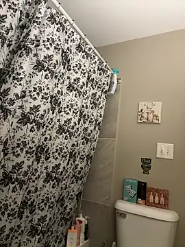 SilverSeductress online show from February 9, 2026, 9:57 pm