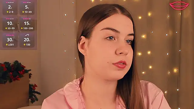 LoreeScialdone online show from January 11, 2026, 9:11 pm