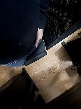 EchoVibe 86 online show from November 6, 2025, 3:05 pm