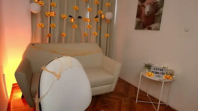 elli snow1 online show from October 29, 2025, 12:37 pm