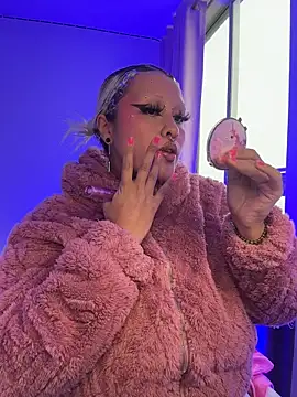 Snapshot of pinkbaddie777 chatting on February 1, 2026, 10:30 pm pinkbaddie777 online show from February 1, 2026, 10:30 pm