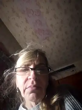 Georgette466 online show from December 16, 2025, 4:28 am