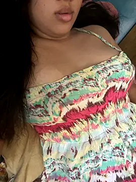 morenahhwy online show from December 3, 2025, 2:16 pm