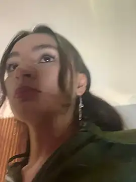 Noa N Luxy online show from November 6, 2025, 4:27 am