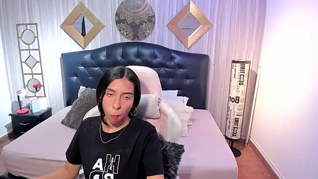 Snapshot of shirley_sweet_ chatting on November 1, 2025, 8:46 pm shirley sweet online show from November 1, 2025, 8:46 pm