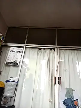 dzicky33 online show from October 29, 2025, 10:14 am