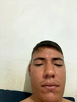 Snapshot of JOMIITALIA chatting on October 29, 2025, 12:26 pm JOMIITALIA online show from October 29, 2025, 12:26 pm