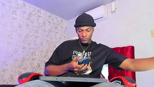 for itan online show from November 28, 2025, 12:49 pm