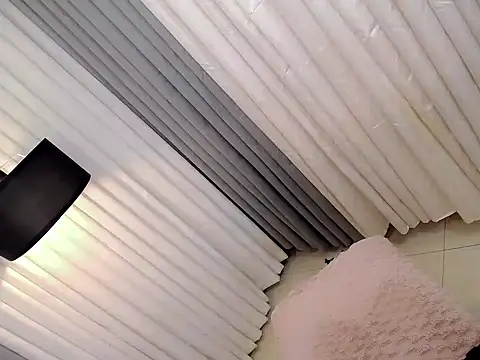 Xhugejerkingtrans online show from November 14, 2025, 4:43 pm