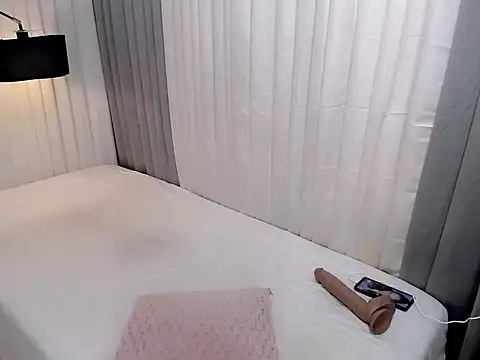 Snapshot of Xhugejerkingtrans chatting on April 1, 2026, 3:41 am Xhugejerkingtrans online show from April 1, 2026, 3:41 am